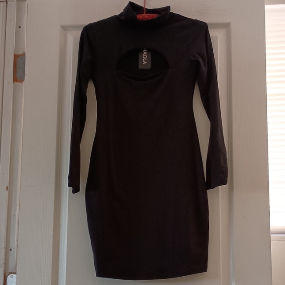 Haola Long Sleeve Dress - Picture 1 of 5